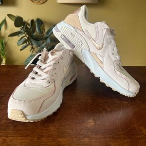 Women’s Nike Air Max sneakers